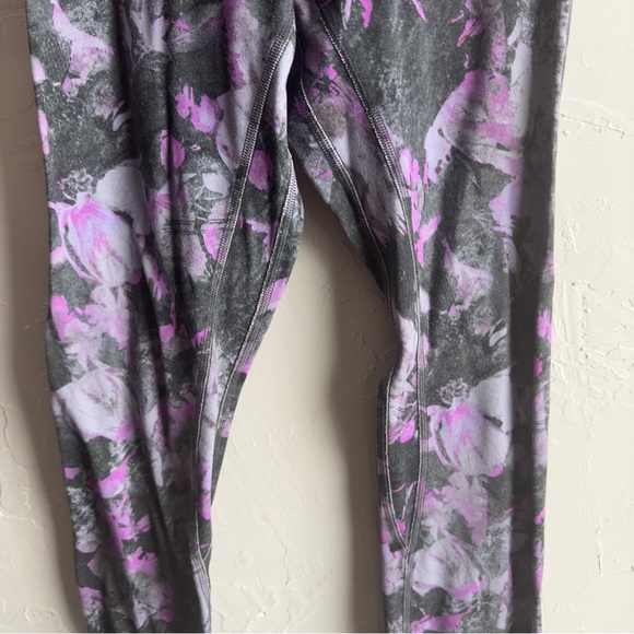 Lululemon Align Pant II 25” Inseam Floral Shift Multi Purple and Grey Size 2 - Picture 11 of 13